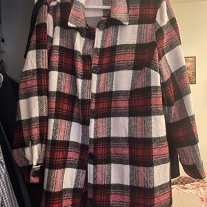 Plaid Button-Up Shacket. Size 1x.